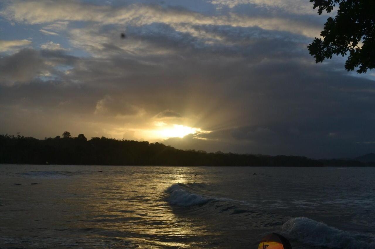 Hotel Cahuita Eksteriør billede