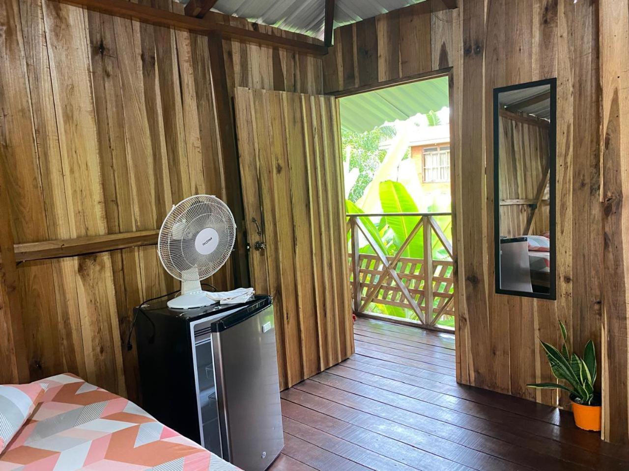 Hotel Cahuita Eksteriør billede