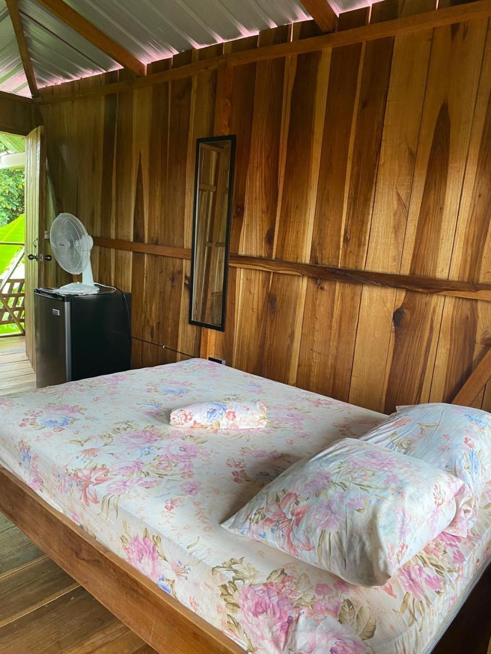 Hotel Cahuita Eksteriør billede